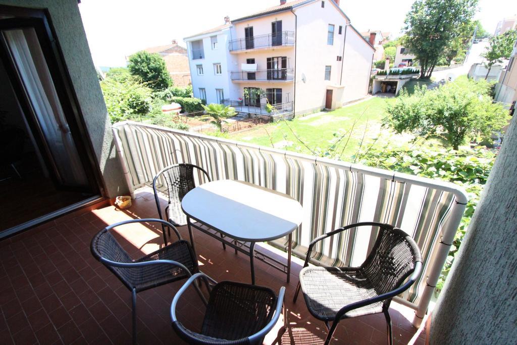 Apartment Mitton 2 Ровинь Экстерьер фото